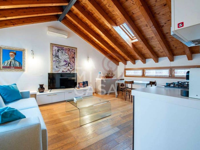 Appartamento trilocale in vendita in Via Guglielmo Marconi, Centro, Pieve di Soligo