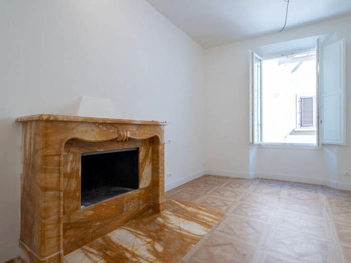 Appartamento con 6 locali in vendita in Via dei Tavolini, Signoria Uffizi, Firenze