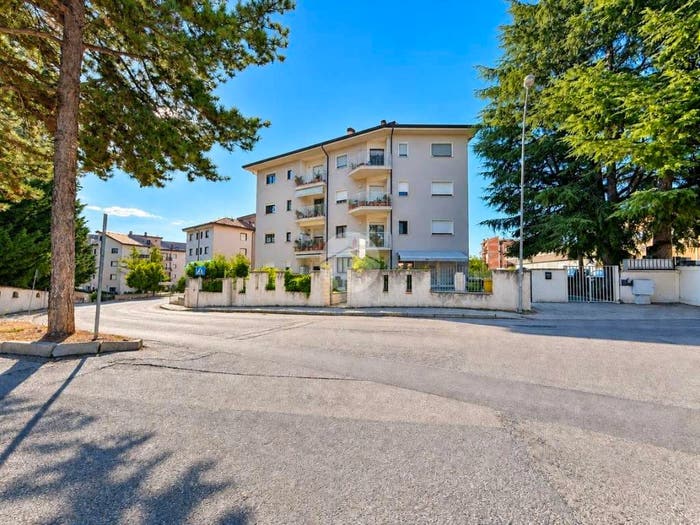 Appartamento trilocale in vendita in Via Giovanni di Vincenzo, Pile, L'Aquila