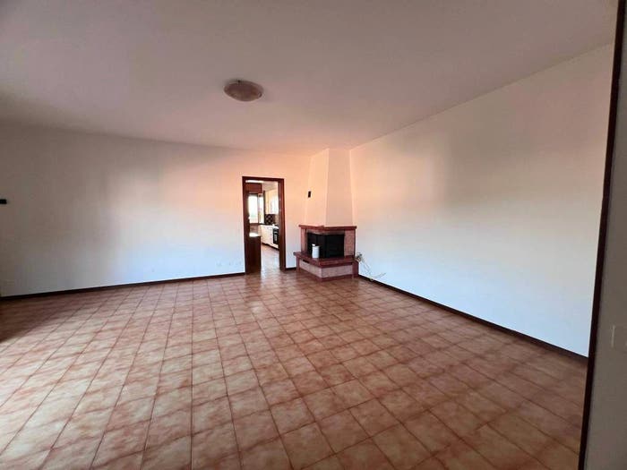 Appartamento con 5 locali in vendita in Centro, Lonigo