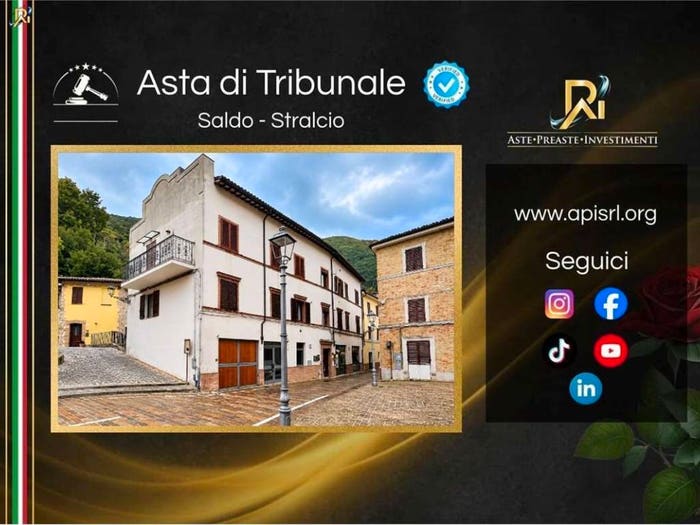 Appartamento quadrilocale in vendita in Viale Antonio Gramsci, Centro, Pioraco