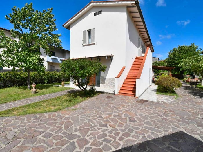 Appartamento con 6 locali in vendita in Quartaia Pian dell'Olmino Mensanello, Colle di Val d'Elsa