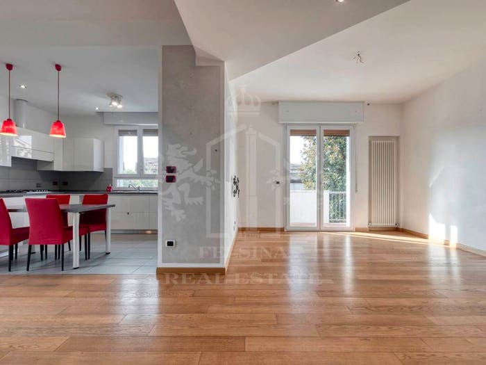 Appartamento quadrilocale in vendita in Via Niccolò Machiavelli, Riale, Zola Predosa