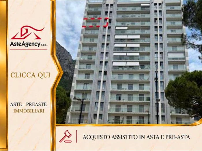 Appartamento trilocale in vendita in Piazzale dei Cappuccini, Turati Santo Stefano, Lecco