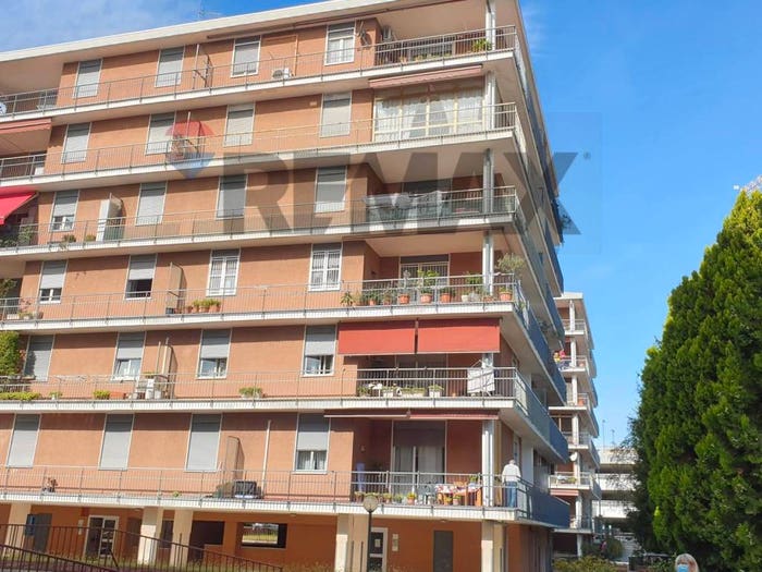 Appartamento trilocale in vendita in via colleoni, Sciarè, Gallarate