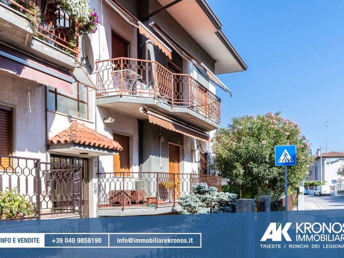 Appartamento quadrilocale in vendita in Via Soleschiano, Centro, Ronchi dei Legionari