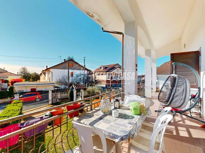 Casa con 6 locali in vendita in Vicolo Mantegna, Bruino