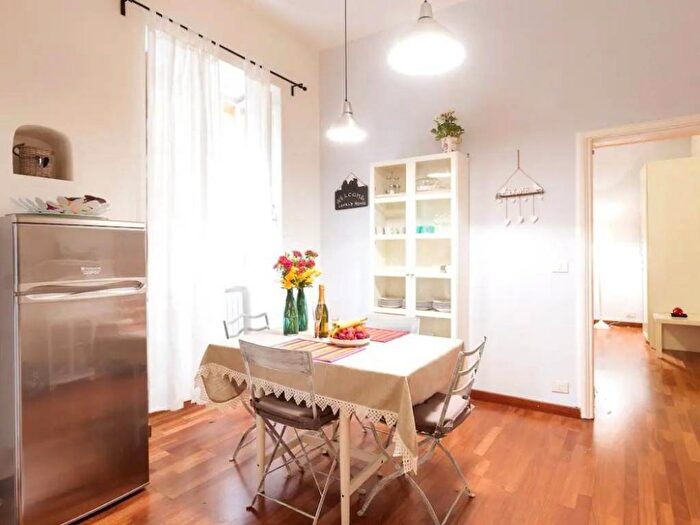 Appartamento trilocale in vendita in Via Roma Libera, Trastevere, Roma