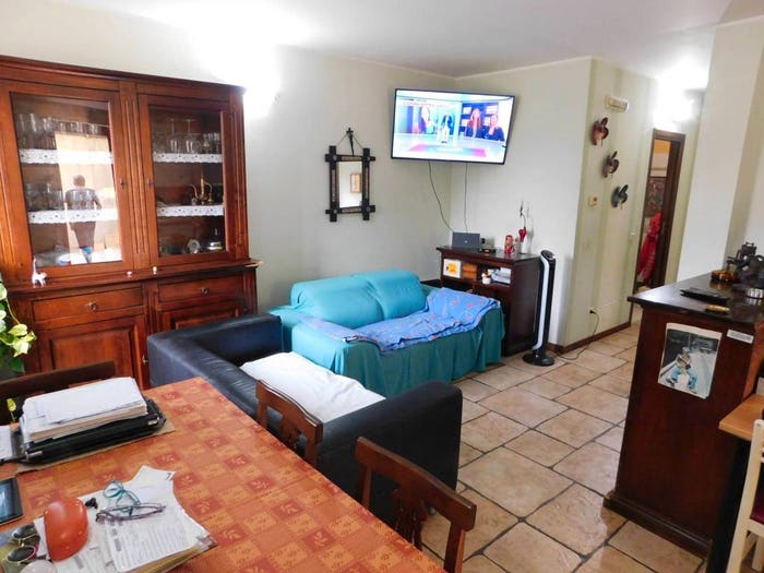 Appartamento trilocale in vendita in Via Vittorio Veneto, Botta, Sedrina