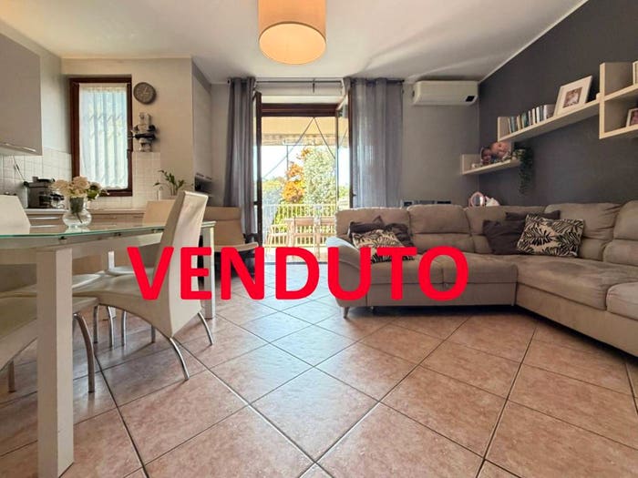 Appartamento bilocale in vendita in Piazza Orsa Maggiore, Centro, Pessano con Bornago