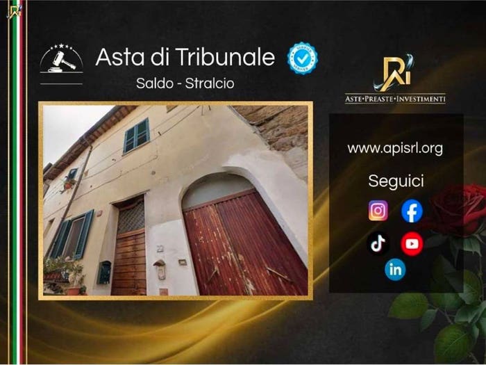 Appartamento quadrilocale in vendita in Via Castel Vecchio, Centro, Capranica