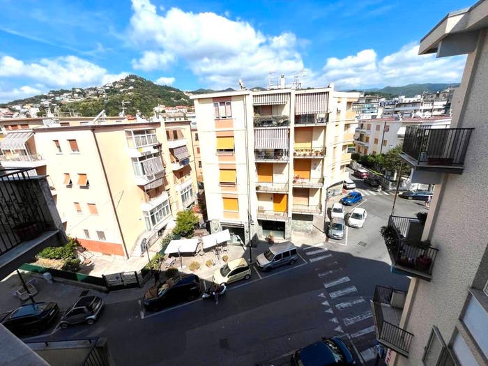 Appartamento quadrilocale in vendita in Viale Liguria, Albissola Marina