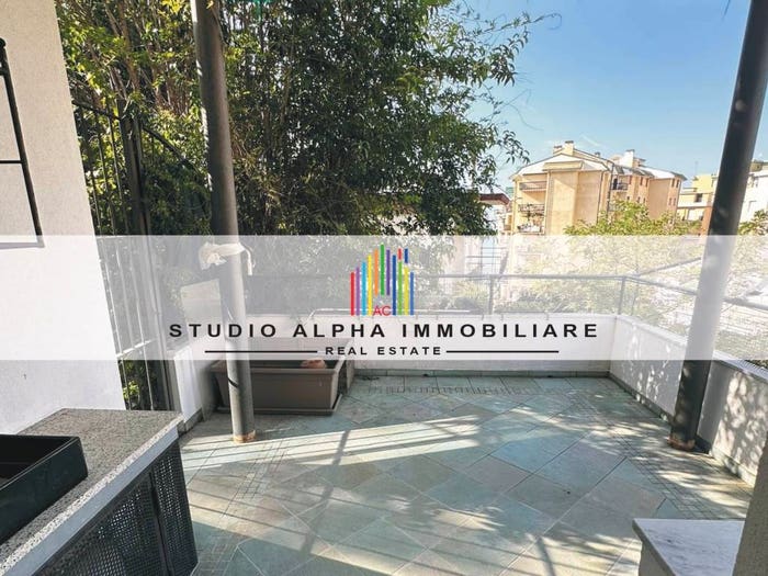 Appartamento con 5 locali in vendita in Via Prino Inferiore, Centro, Cogoleto