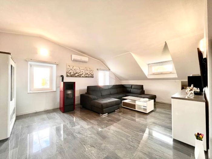 Appartamento con 5 locali in vendita in Via Ragazzi del ', Centro, Buttigliera Alta
