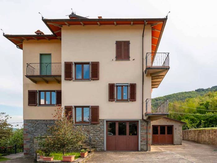 Casa con 6 locali in vendita in Località Praticci, Faltona, Talla