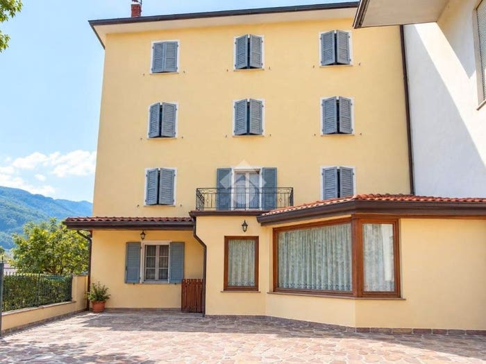 Casa con 5 locali in vendita in STRADA DELLA TURCHETTA, Riano, Langhirano