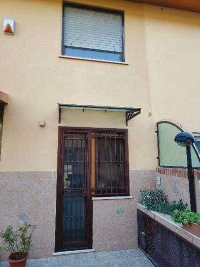 Casa con 6 locali in vendita in Via Santa Lucia, Centro, Minturno