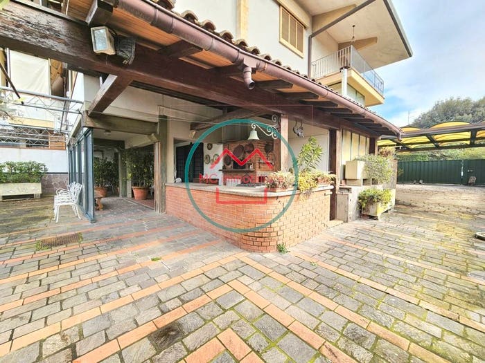 Casa con 6 locali in vendita in Via Provinciale Colligiana, Margine Coperta Traversagna, Massa e Cozzile