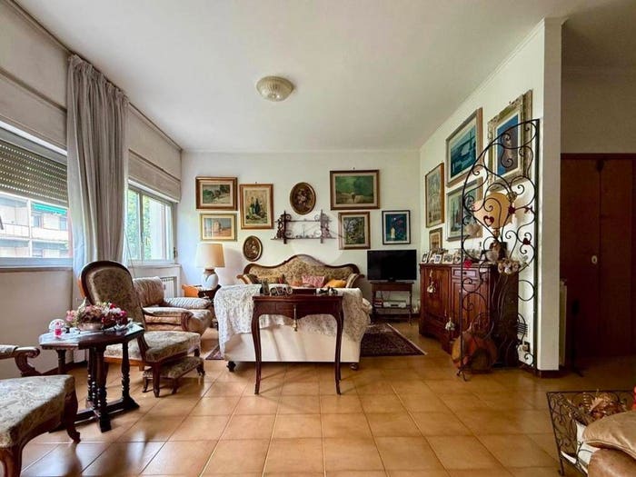 Appartamento con 5 locali in vendita in Via Don Lorenzo Perosi, Novoli, Firenze