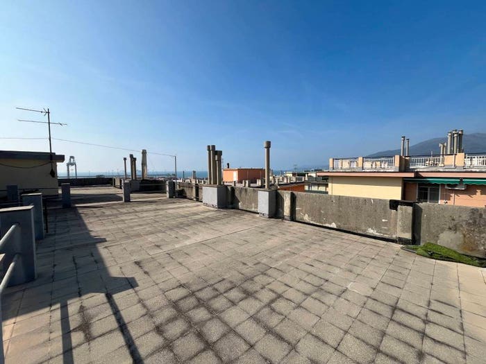 Appartamento bilocale in vendita in Via Zuccarello, Pra', Genova