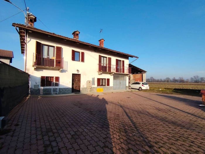 Casa trilocale in vendita in Via Torre Basse, Torre San Giorgio