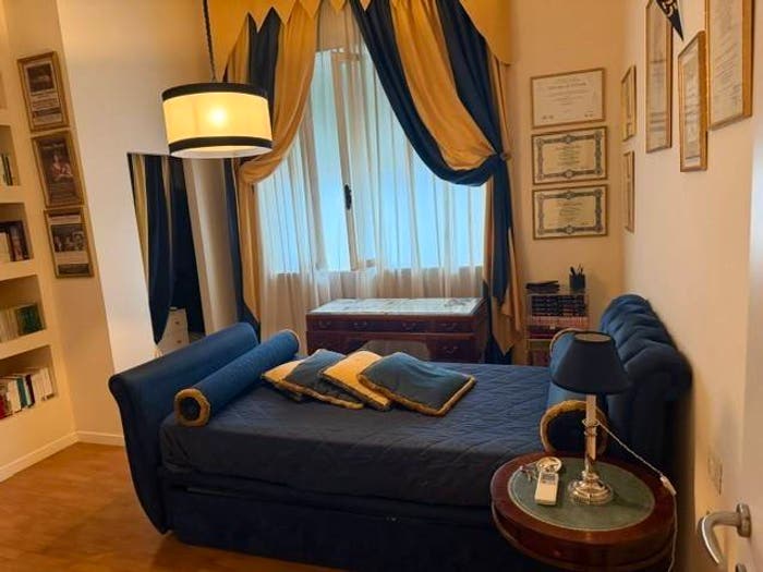 Appartamento con 5 locali in vendita in via calzabigi, Calzabigi, Livorno