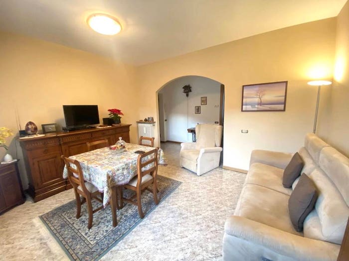 Appartamento quadrilocale in vendita in Via A Volta, Lanzo D'Intelvi, Alta Valle Intelvi