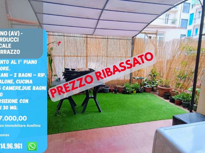 Appartamento con 6 locali in vendita in Via Giosuè Carducci, A Annarumma A Gasperi F Tedesco, Avellino
