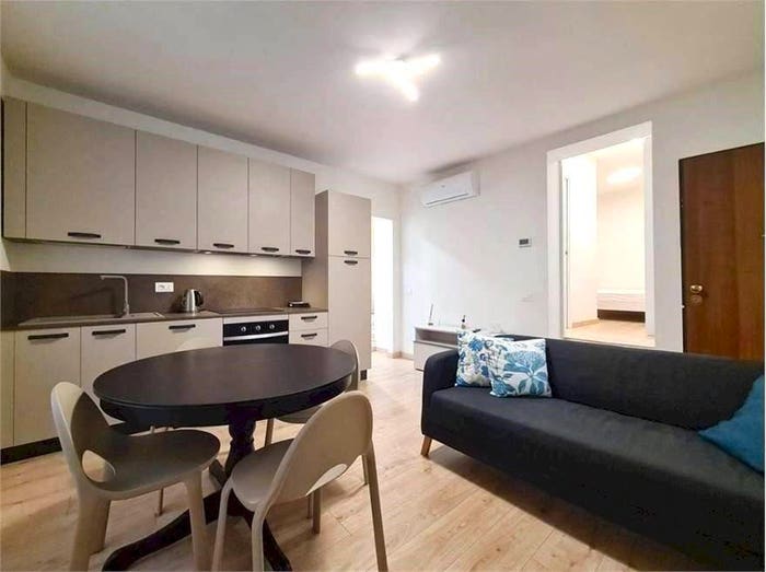 Appartamento quadrilocale in vendita in Via del taglio, Centro Storico, Modena