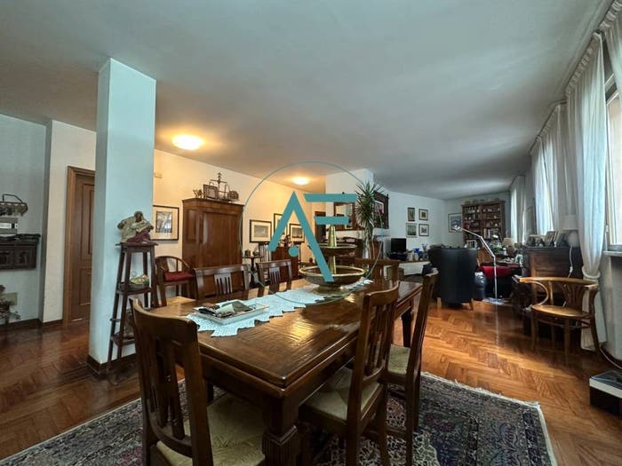Appartamento con 6 locali in vendita in Centro Storico, Ravenna