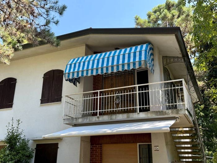 Appartamento trilocale in vendita in via Giardini, Centro, Lignano Sabbiadoro