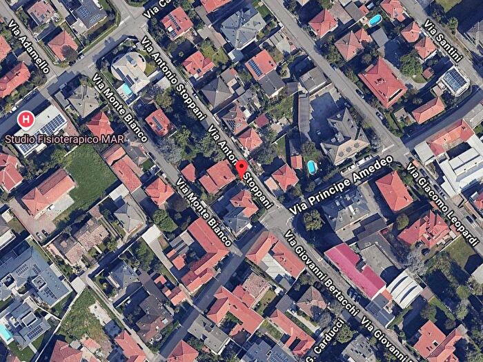 Casa con 6 locali in vendita in Via Antonio Stoppani Parabiago MI Italia Parabiago MI, Centro, Parabiago