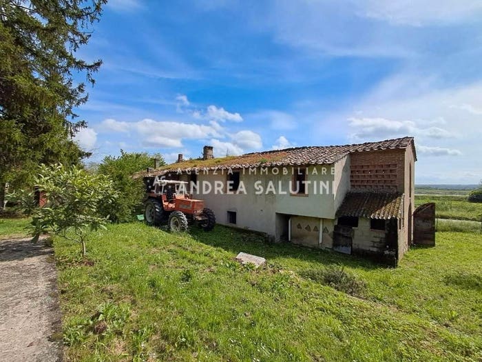 Casa con 6 locali in vendita in Via Don Giovanni Minzoni, Cascine La Croce, Buti