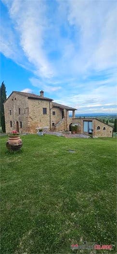 Casa con 6 locali in vendita in Centro, Casole d'Elsa