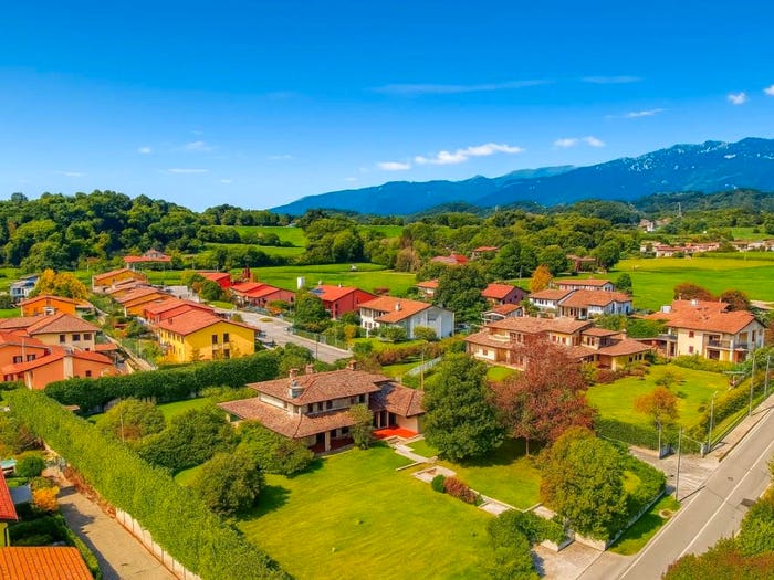 Casa con 6 locali in vendita in Viale Venezia, Centro, Bassano del Grappa