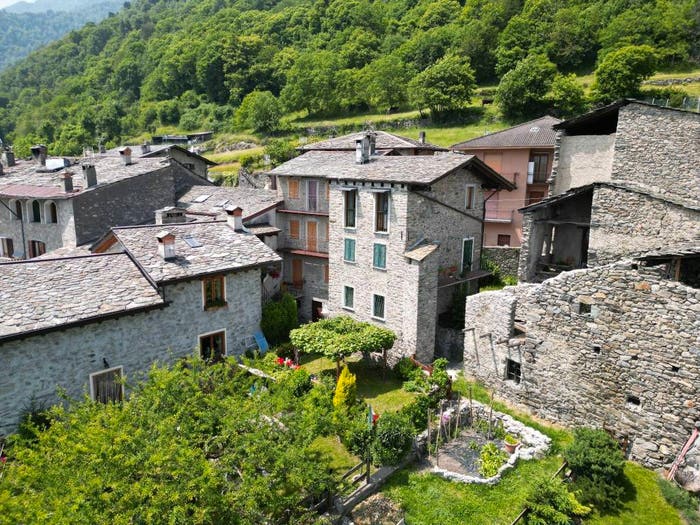 Case in Vendita e in Affitto - 2