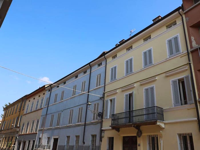 Casa quadrilocale in vendita in Borgo Regale, Centro Storico, Parma