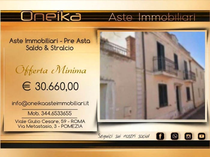 Appartamento con 6 locali in vendita in Via Giosuè Carducci, Guasila