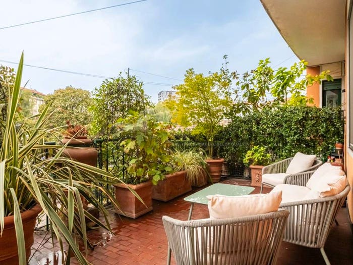 Appartamento trilocale in vendita in Viale Sabotino, Porta Romana Medaglie d'Oro, Milano