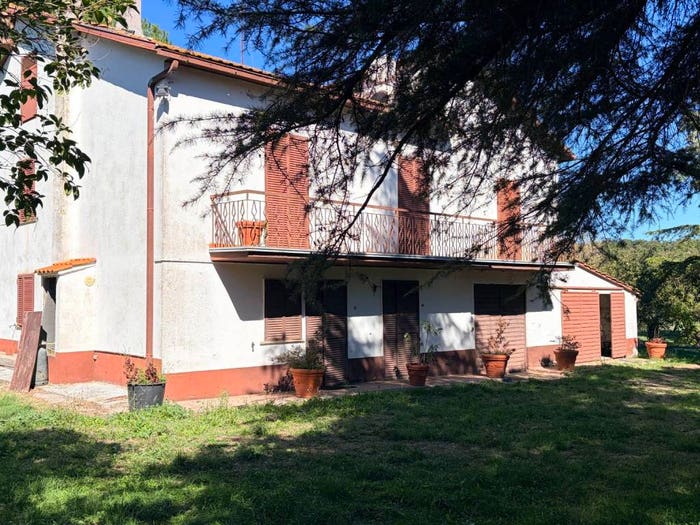 Casa con 6 locali in vendita in Strada Provinciale Fastello, Montefiascone