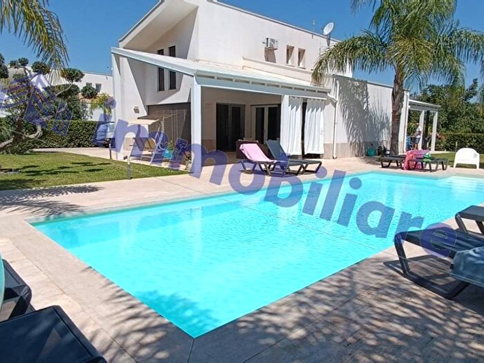Casa con 6 locali in vendita in Contrada Fraginesi, Castellammare del Golfo