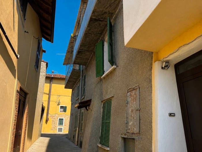 Casa quadrilocale in vendita in Piazza San Guido, Centro, Acqui Terme
