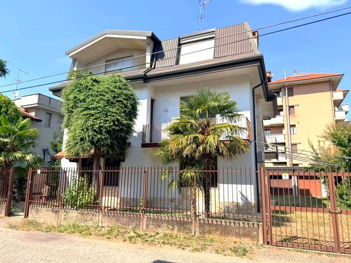 Casa trilocale in vendita in Via Pietro Micca, Centro, Parabiago