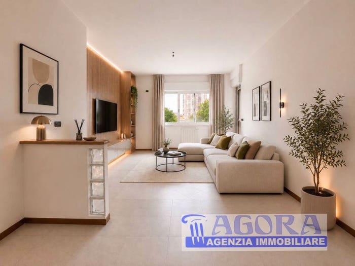 Appartamento quadrilocale in vendita in Viale Niccolò Paganini, Q, Latina