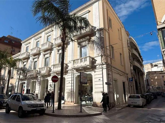 Casa con 6 locali in vendita in Via Amena, Centro Storico, Brindisi