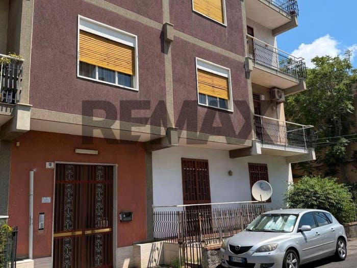 Appartamento trilocale in vendita in VIA BELSITO, Centro, Misterbianco