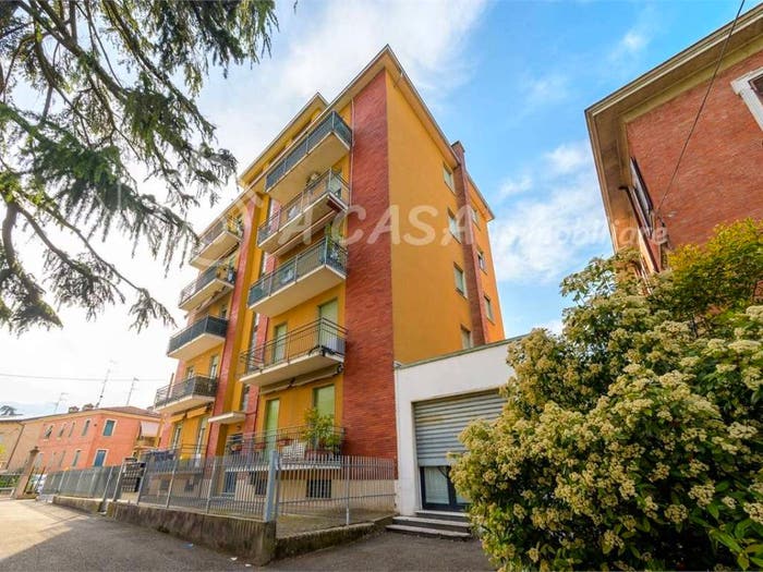 Appartamento quadrilocale in vendita in via ravasini, Centro, Felino