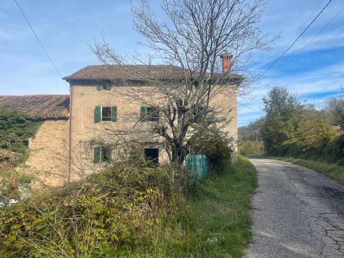 Casa con 6 locali in vendita in Via della Collina, Castiglione dei Pepoli