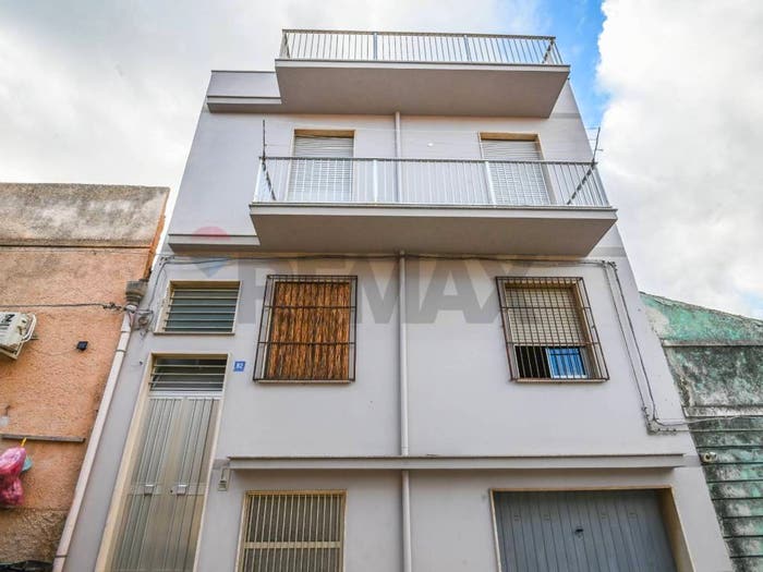 Casa con 6 locali in vendita in Via Dei Mille, Centro, Pachino