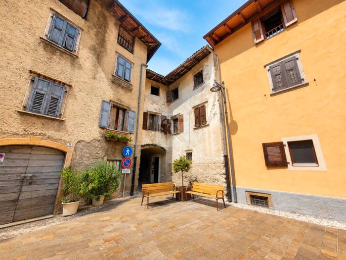 Casa in vendita in VIA NICOLETTI n, Brusino, Cavedine